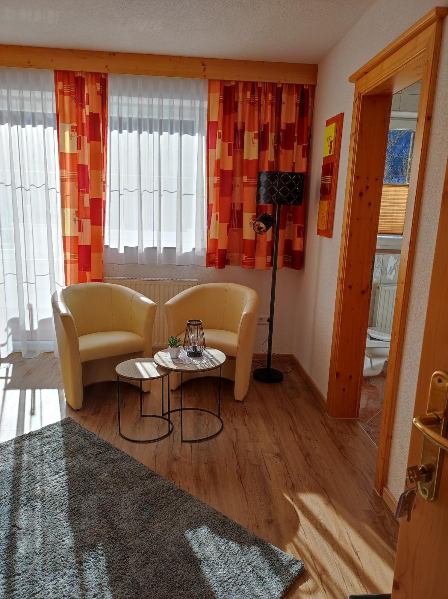 Gaestehaus Maria - Privatzimmer Nassereith Extérieur photo